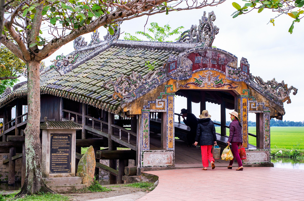 Thanh Toan Bridge