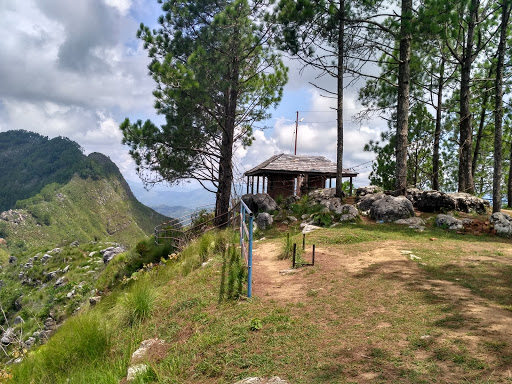 Thani Mai Temple