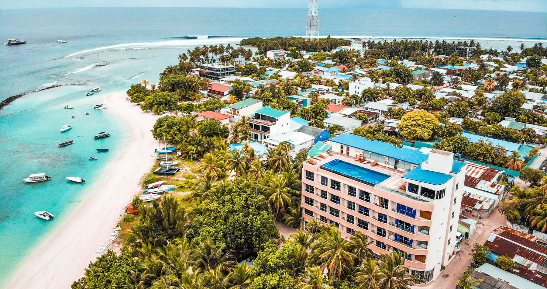 Thulusdhoo Island