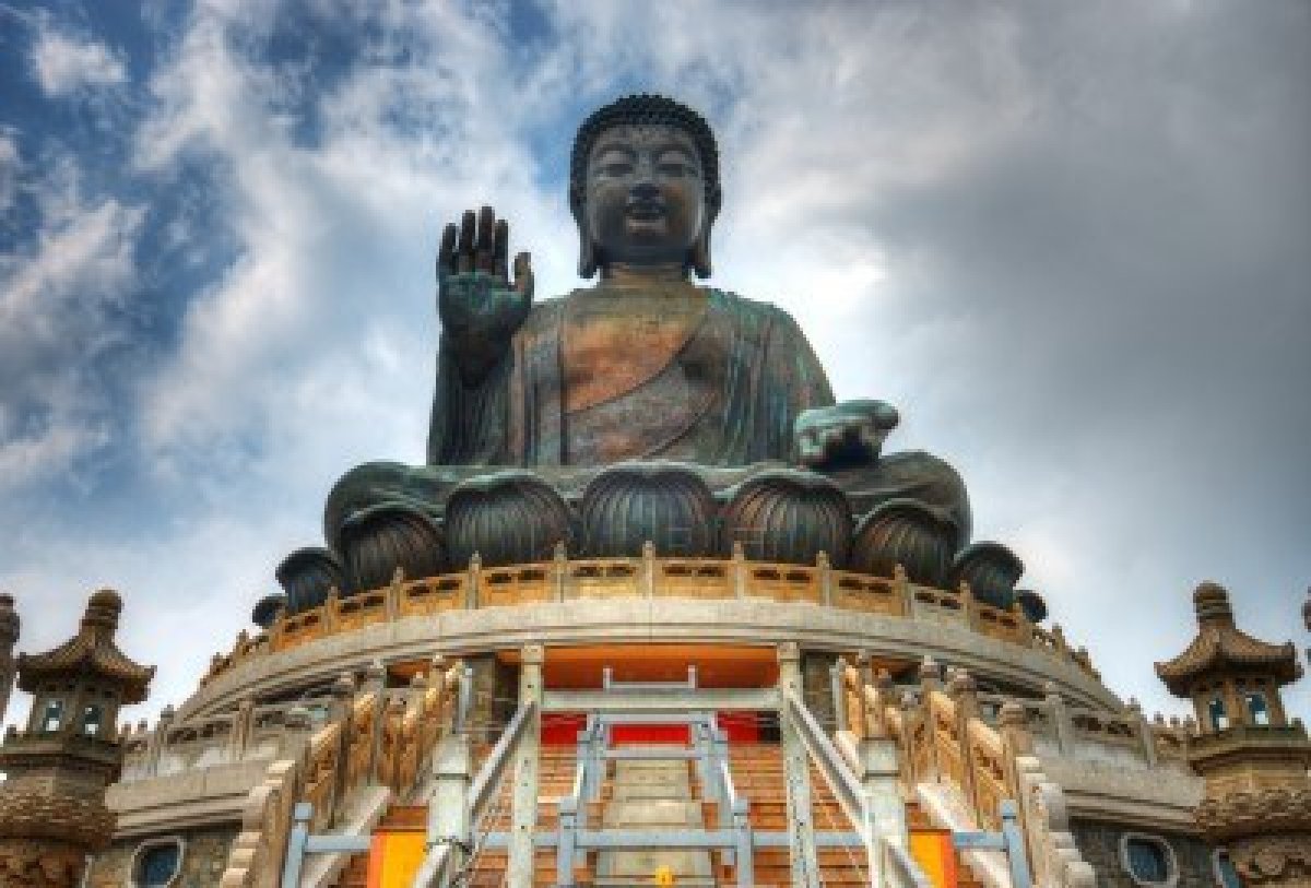 Tian Tan Buddha