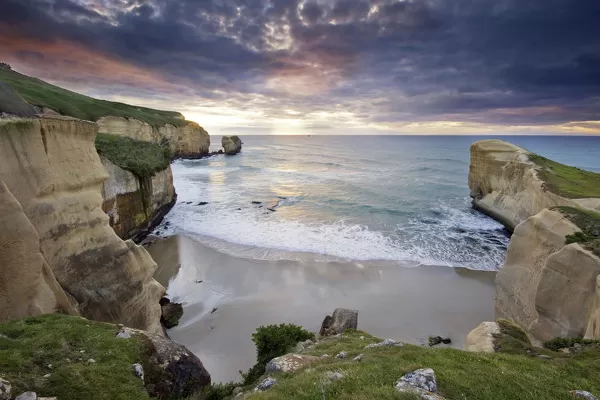 Tunnel Beach