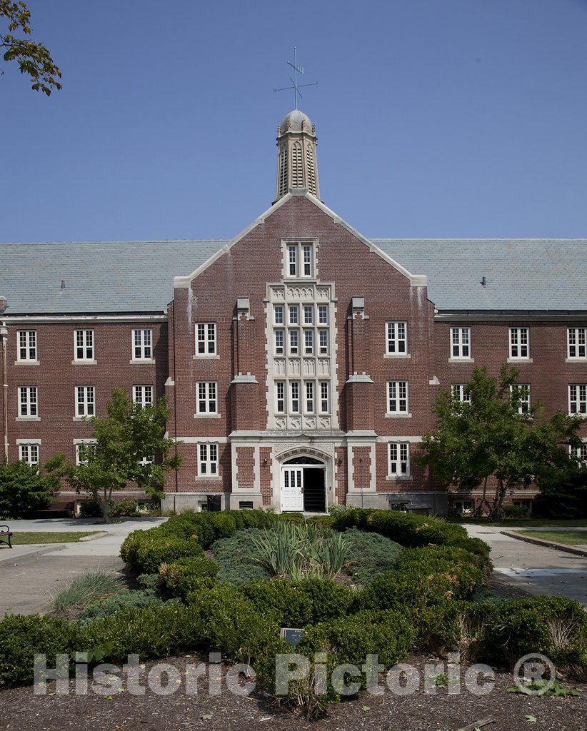 University of Connecticut (UConn) Campus